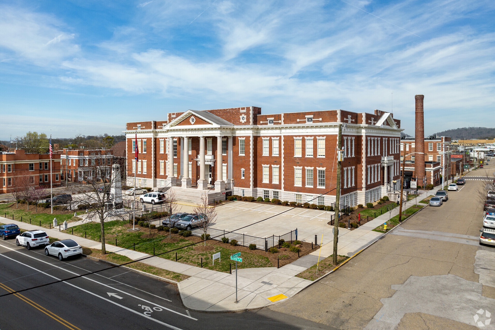 Knox High Apartments